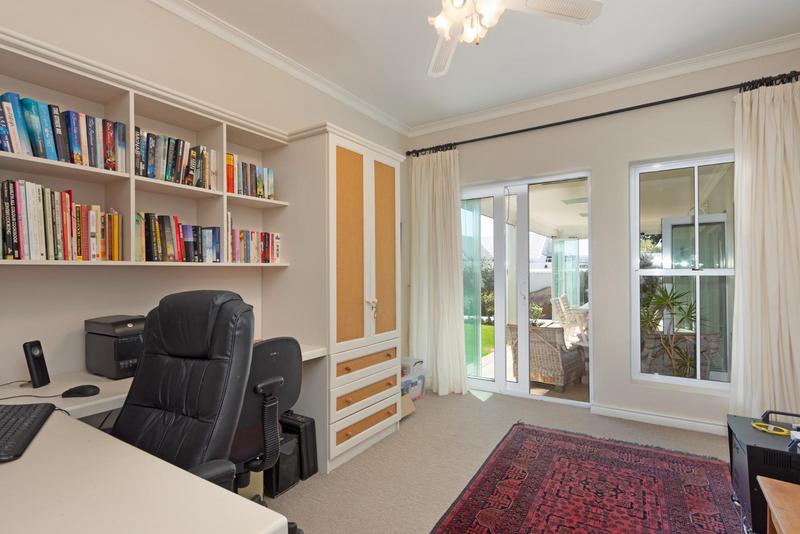 4 Bedroom Property for Sale in Steenberg Estate Western Cape